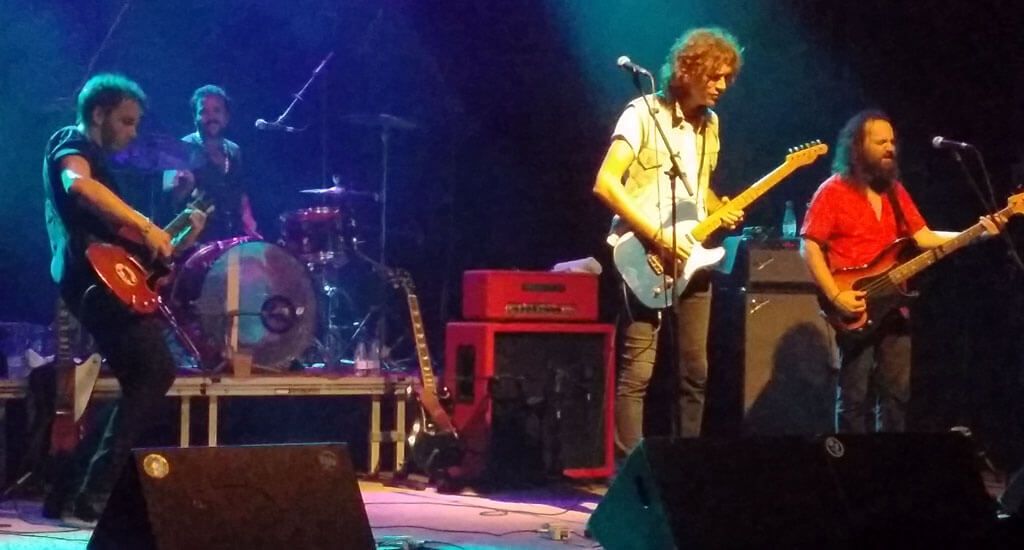 Adictos a Los Zigarros en el Kafe Antzokia