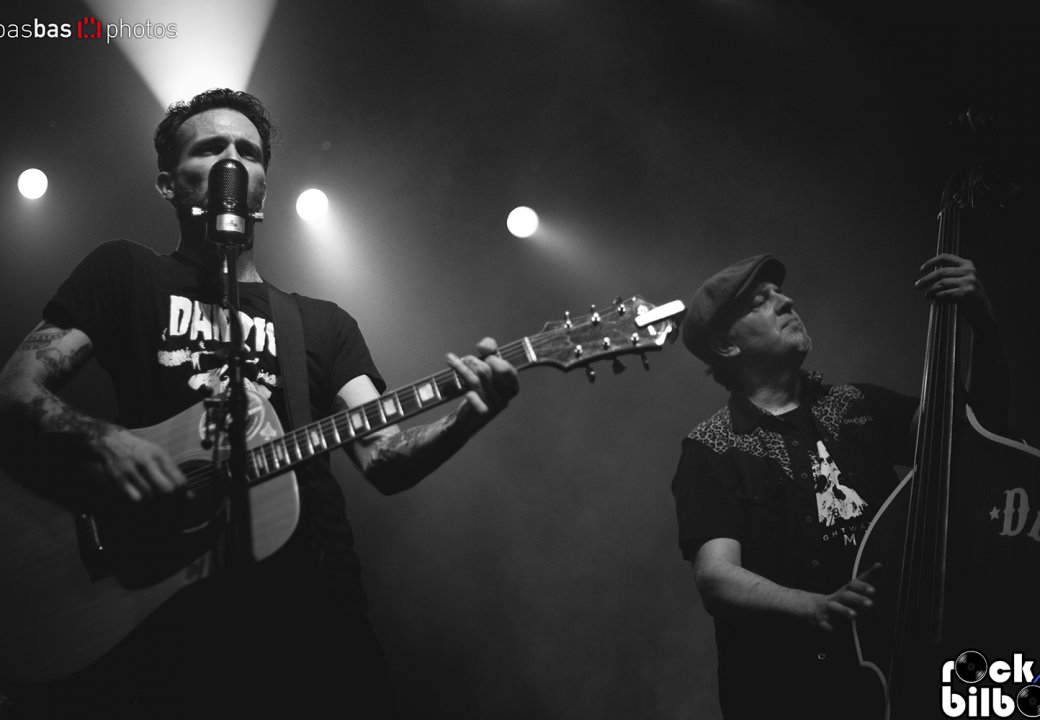 Mamagigis+Dead Bronco – Kafe Antzokia 18-03-2017_174