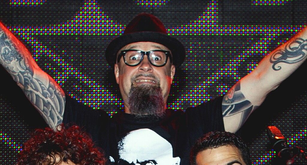 César Strawberry: “Con la nueva formación subimos al escenario como quien lo hace al ring”