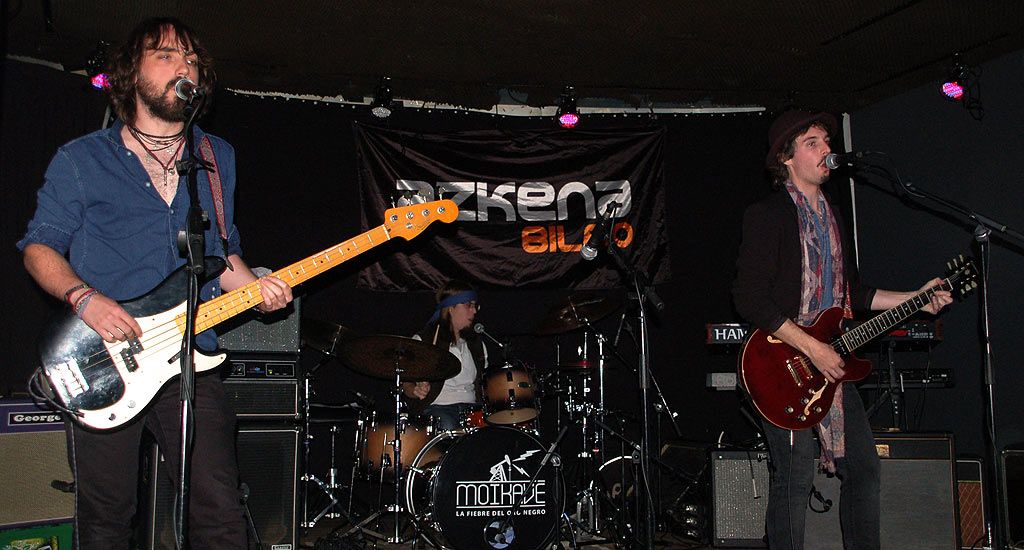 Moikave + The Northagirres en Azkena: ‘Tajau’ blues sureño y latigazos rock del norte
