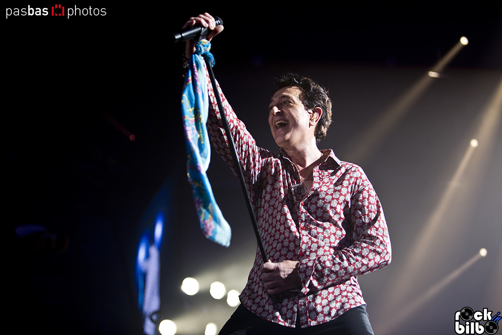 Contra el gris de la vida Manolo García  en el Bilbao Arena