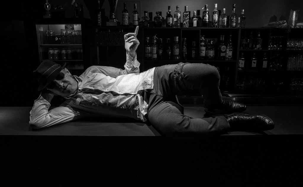 Doctor Deseo presenta «Maketoen iraultza», su single adelanto