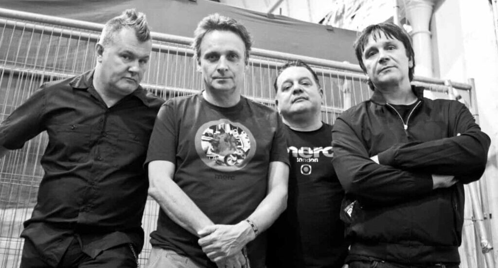 The Chords UK y Daddy Long Legs en el Crazy Horse