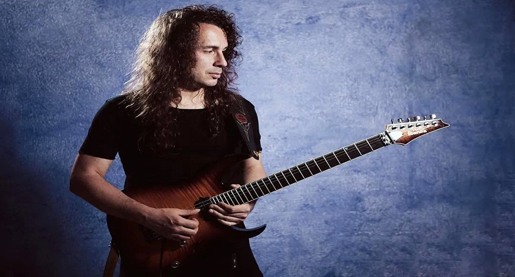 «Invasion» es el nuevo videoclip del guitarrista Robert Rodrigo